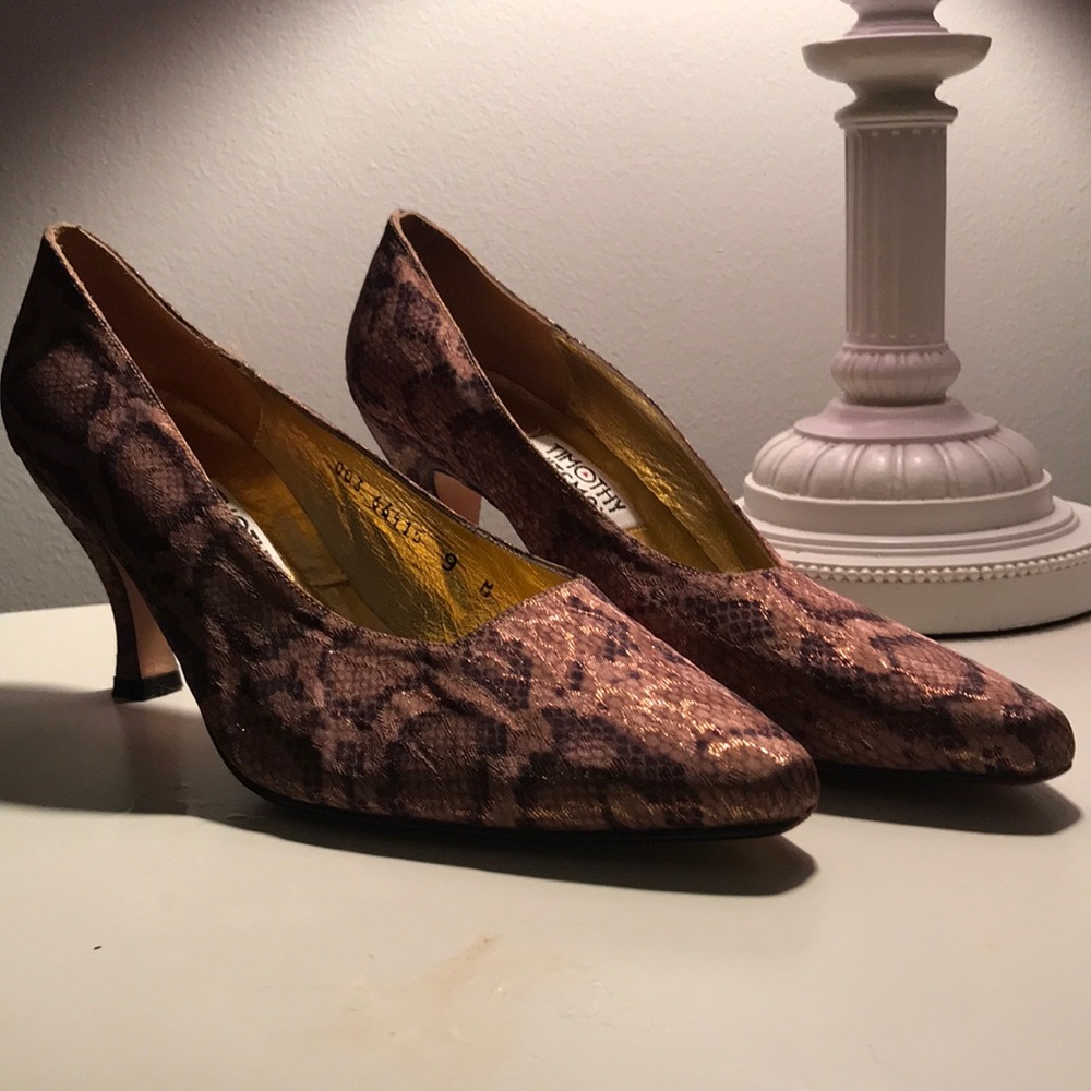 Timothy Hitsman size nine heels.
